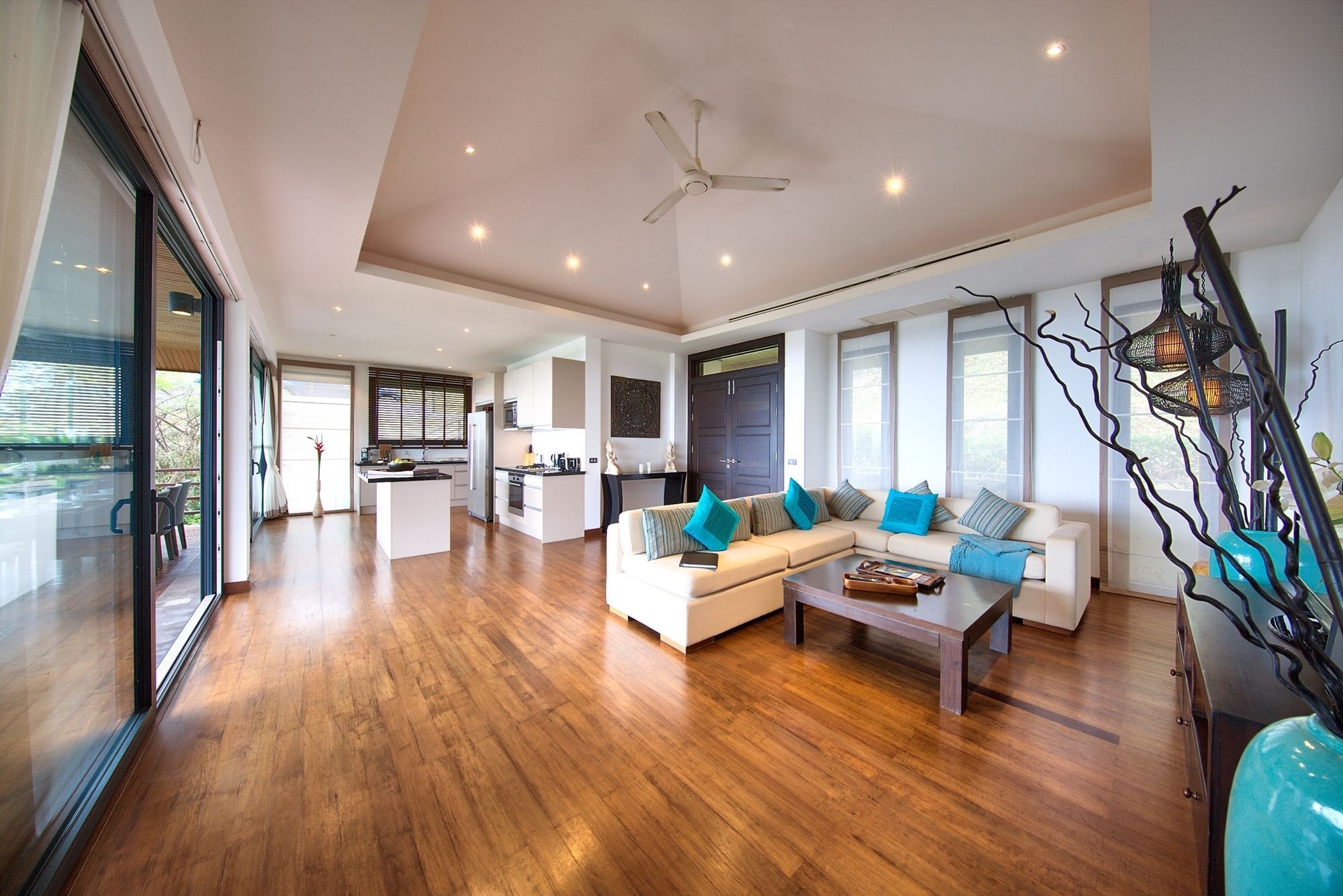 Sunset Heights Villa